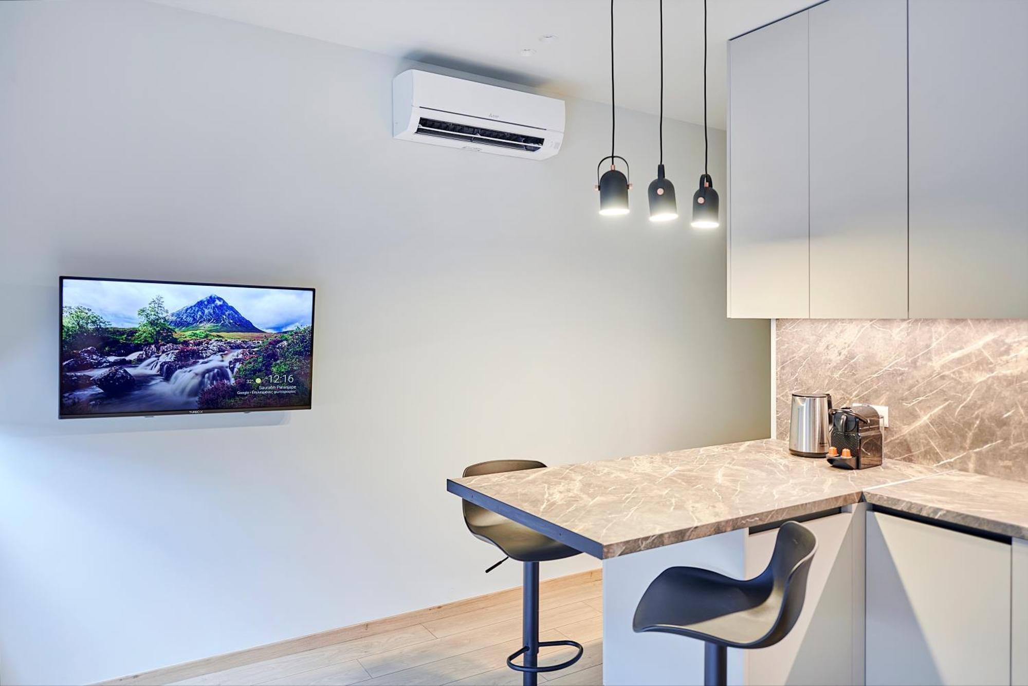 City-Center Apartment In Vibrant Monastiraki, Atina Dış mekan fotoğraf